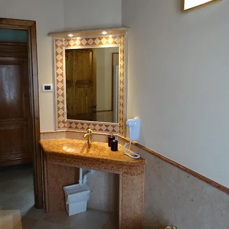 Le Della Bice نيغرار