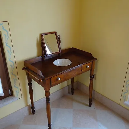 بيت ضيافة Le Della Bice نيغرار